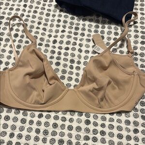 Seamless Tan Bra
